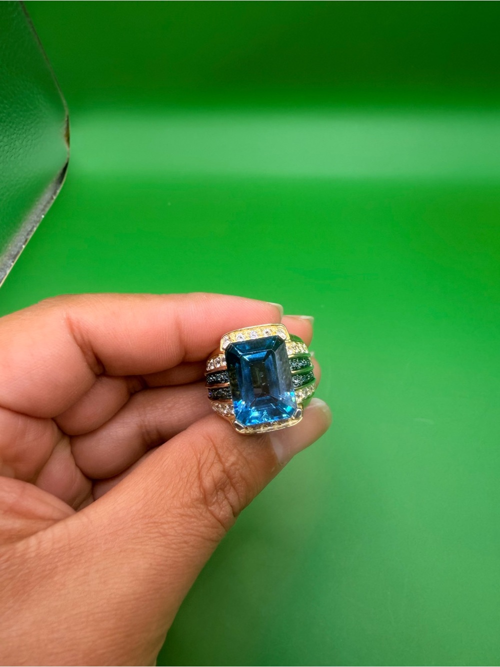 925 Sterling Silver White & London Topaz With Blue Diamond Ring Size 10.